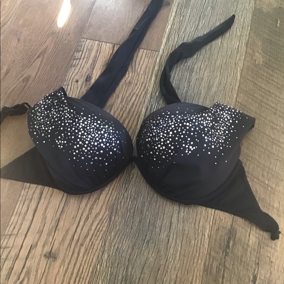 VENUS Other - 🖤👙Venus Black Bikini Top👙🖤 Bundle bikinis👙